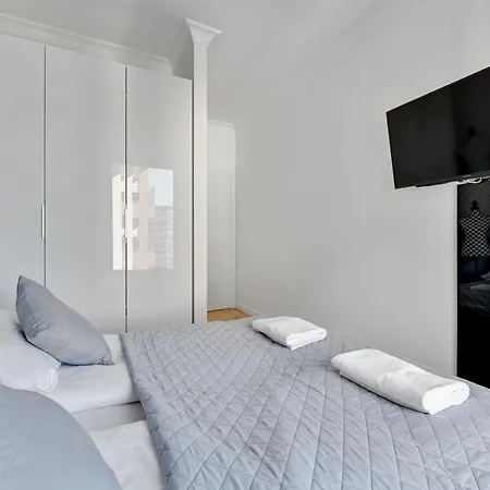 Grand - Modern Old Town Apartment Gdansk